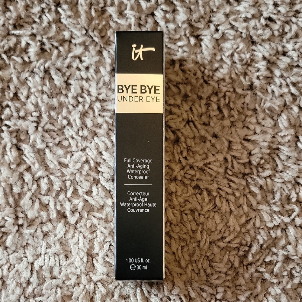 IT Cosmetics Bye Bye Under Eye Concealer - Black